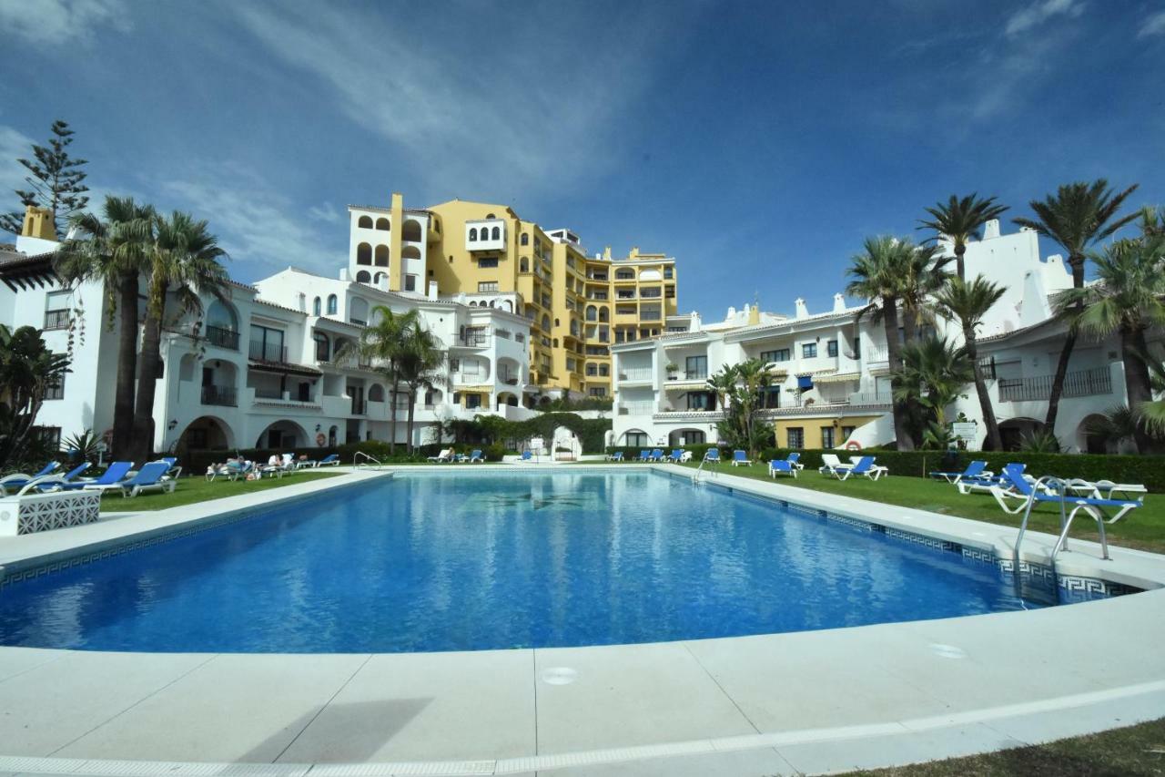 Апартаменты Cabopino Apartament, Marbella'S Beach Экстерьер фото